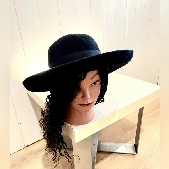 Asks Fifth Avenue Made In Italy Wool Hat BLACK Saks Fifth Avenue Women main image 2